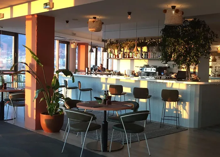 Wn Lab Hotel - Including Breakfast And Parking