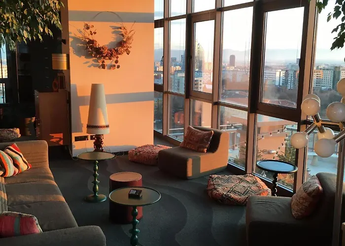 Wn Lab Hotel - Including Breakfast And Parking