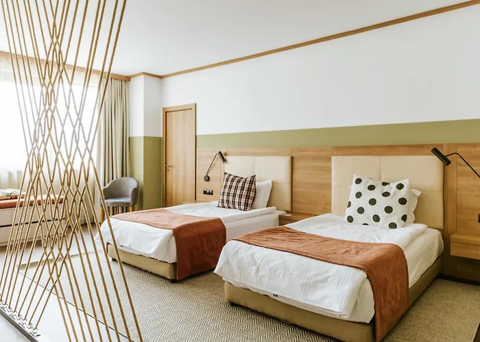 Wn Lab Hotel - Including Breakfast And Parking